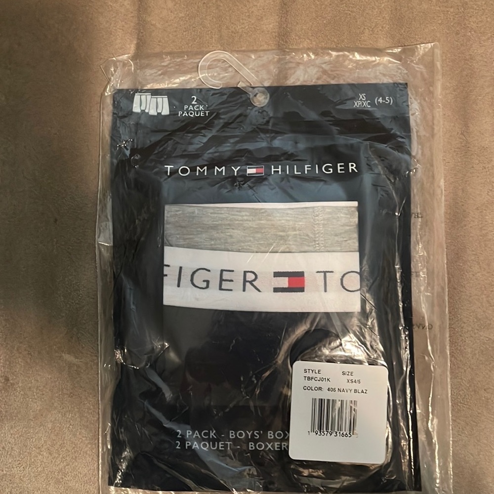 Combined w/CK briefs. Check my other listings.  Boys Tommy Hilfiger Boxer Briefs